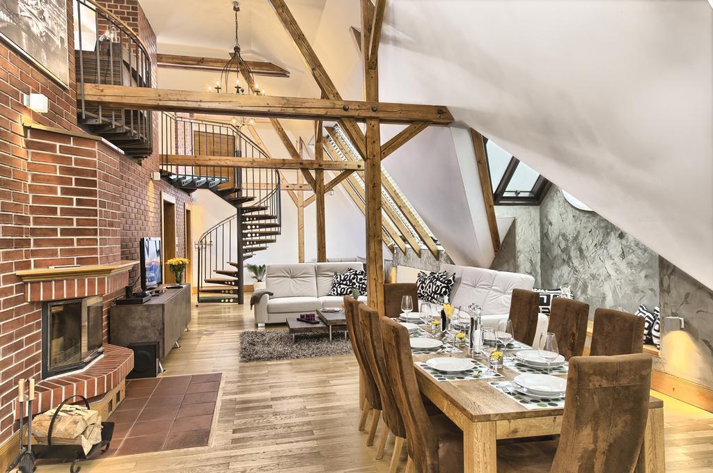 Apartment Brehova *
