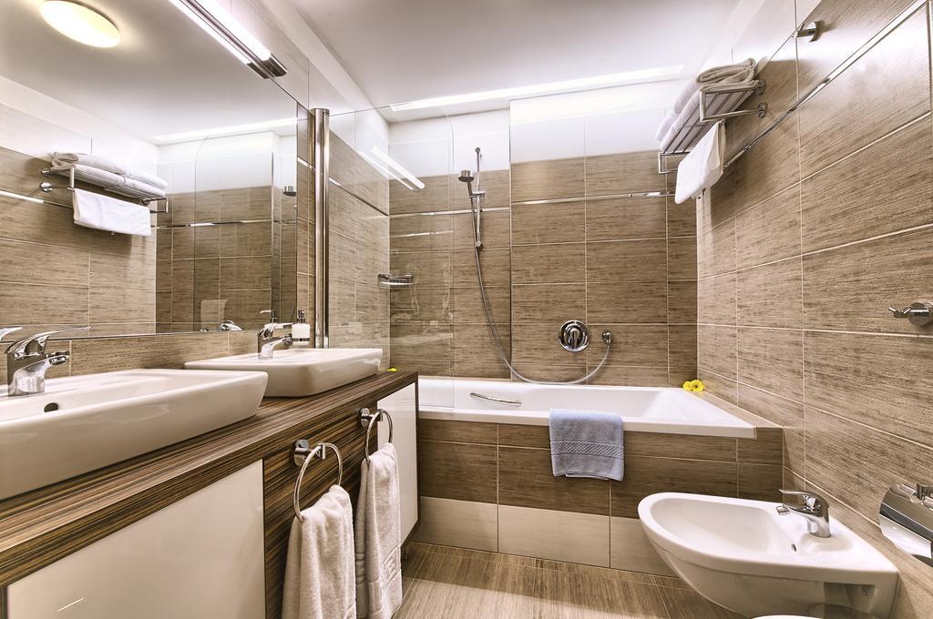 Brehova Apartment *